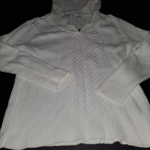 Liz Claiborne white partial zip sweater
